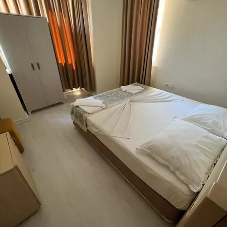 Papaya A-5 Apartment Side